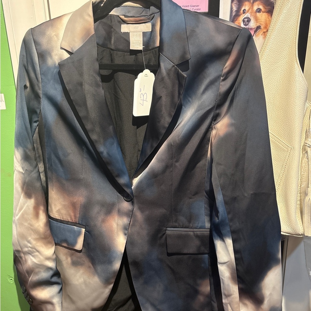 H&M Satin-Effect Blazer in Black, Blue and Cream Tie-Dye